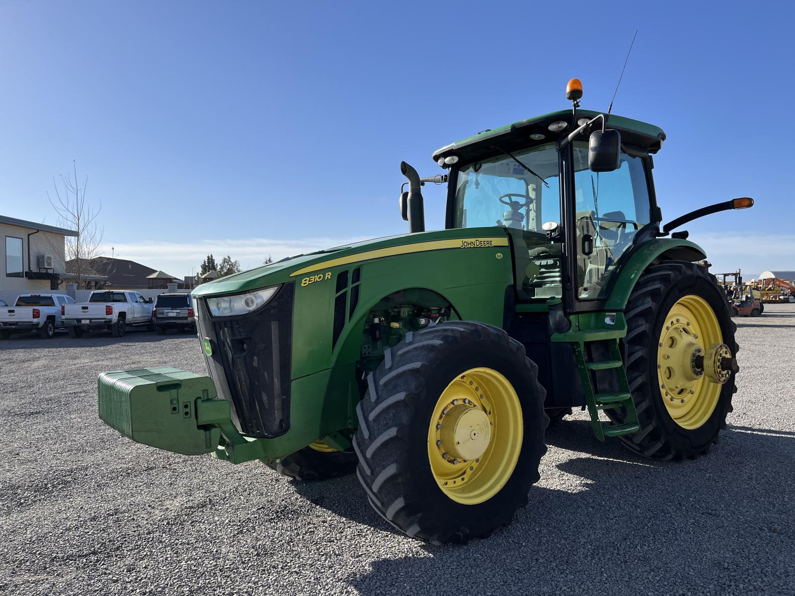 ./imagenes/INVOICE/2019/17674/JOHN DEERE 8310R (4).JPG